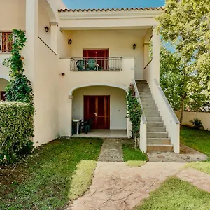 Apartment Graziosi A Con Aria Condizionata A 300 Mt Dal Mare, Budoni